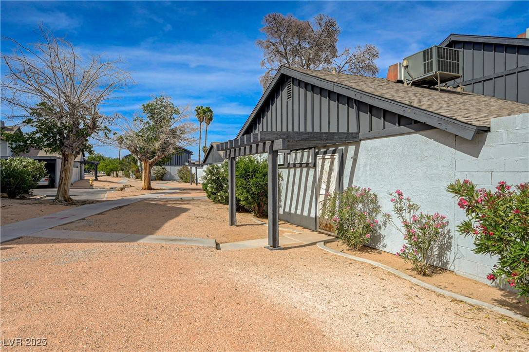 Las Vegas, NV 89102,3924 Blackford PL