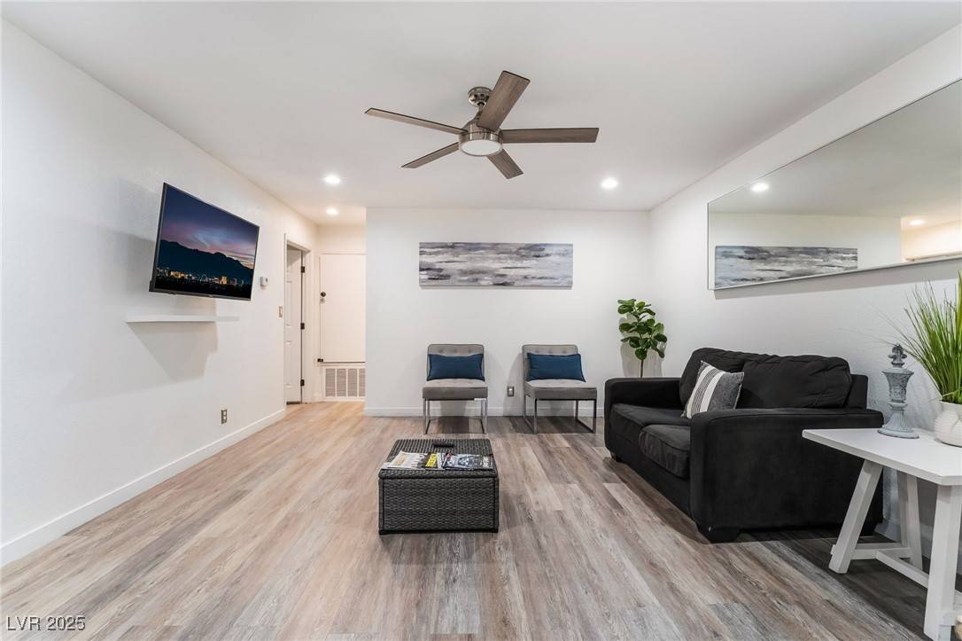 Las Vegas, NV 89169,3120 S Eastern AVE #5