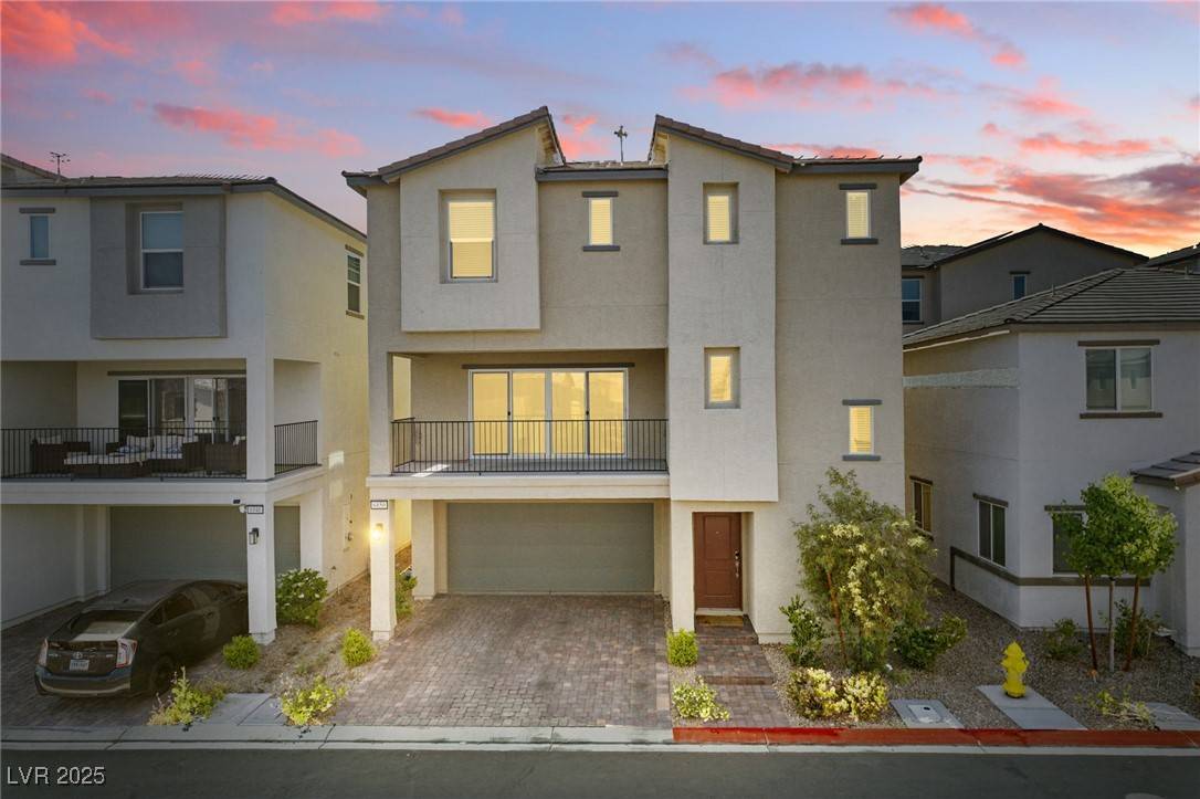 North Las Vegas, NV 89086,6850 Magenta Moon ST