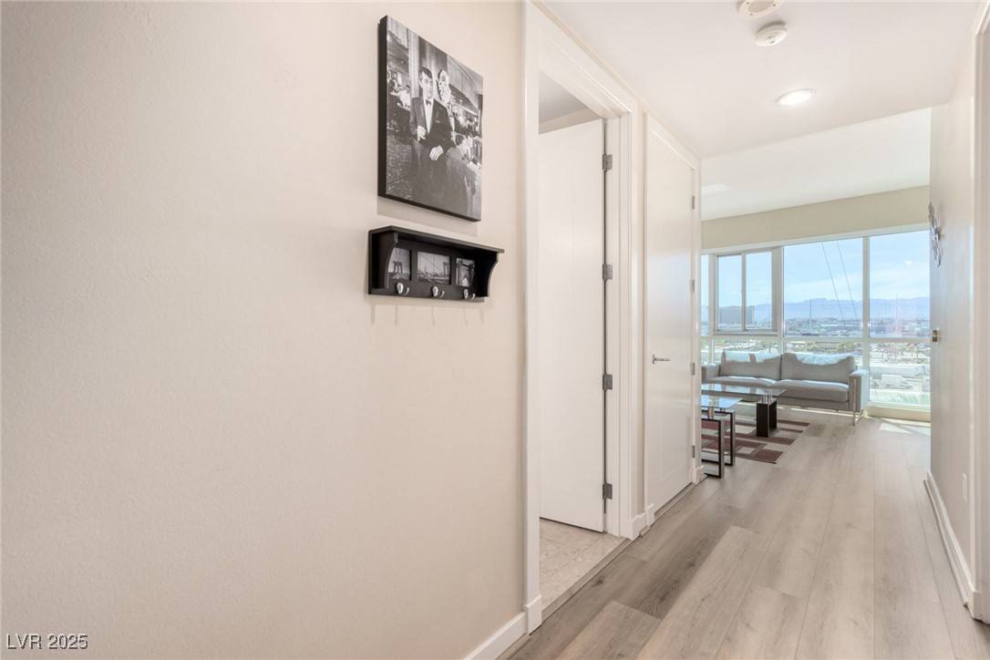 Las Vegas, NV 89103,4575 Dean Martin DR #610