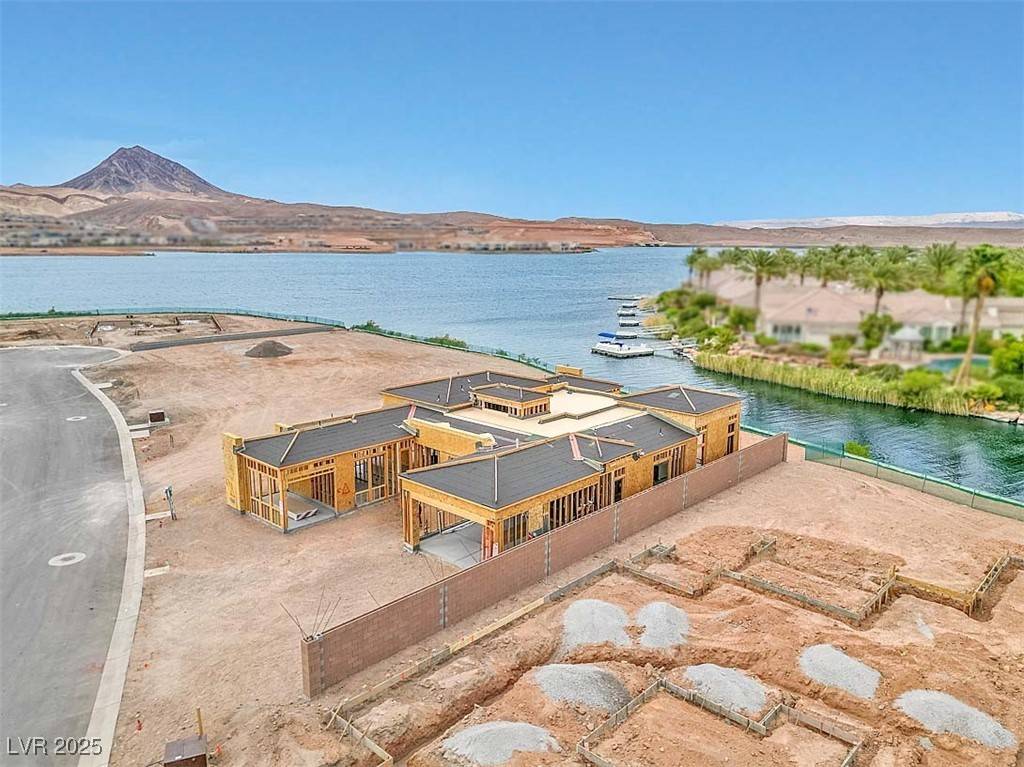 Henderson, NV 89011,54 Bellissima Lago CT
