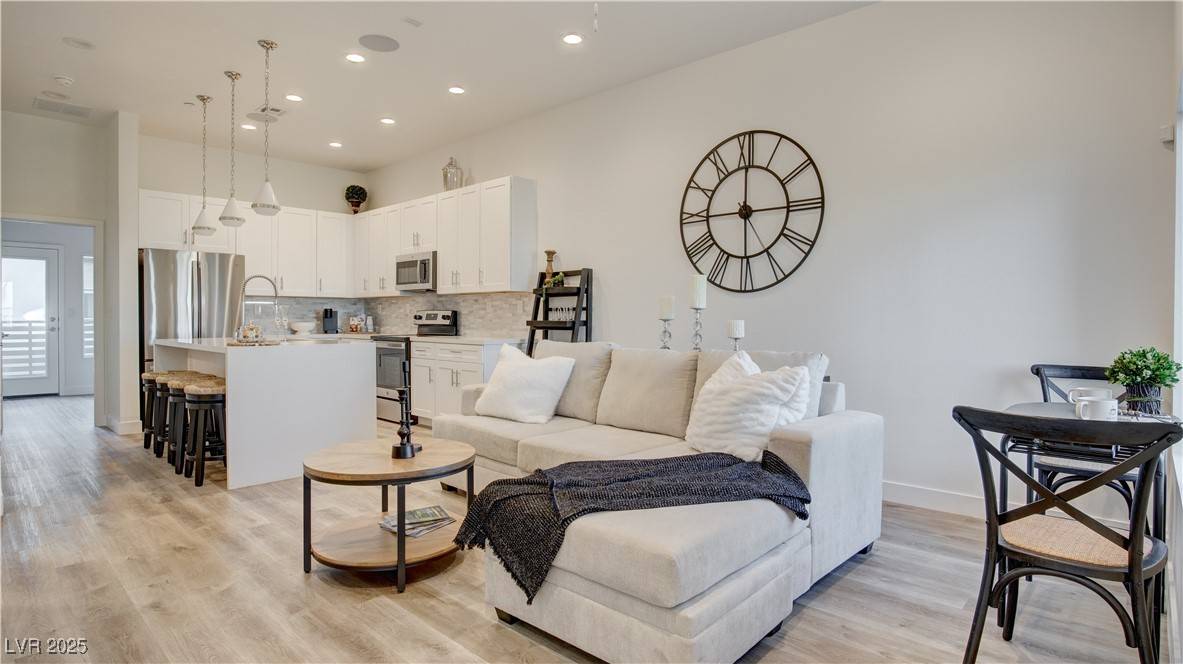 Las Vegas, NV 89135,11485 Vibrant Heights DR #32