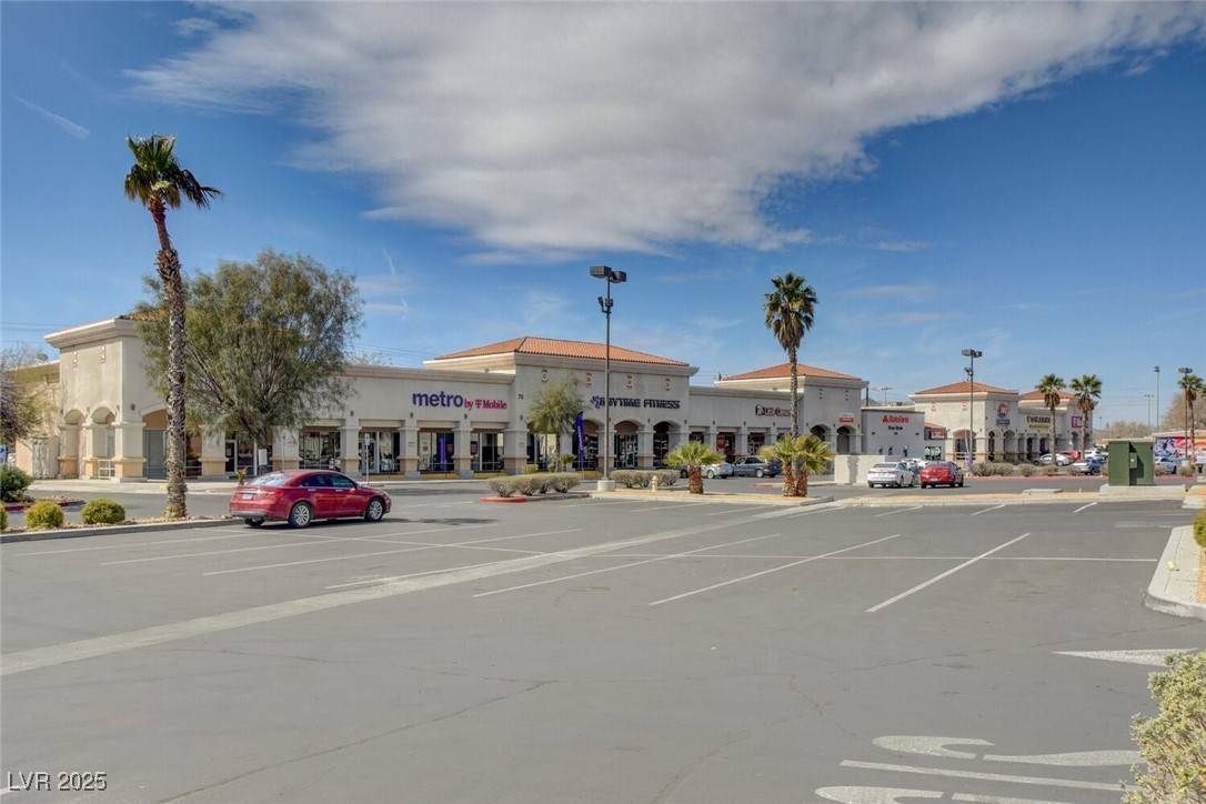 Pahrump, NV 89060,531 W Kilty ST