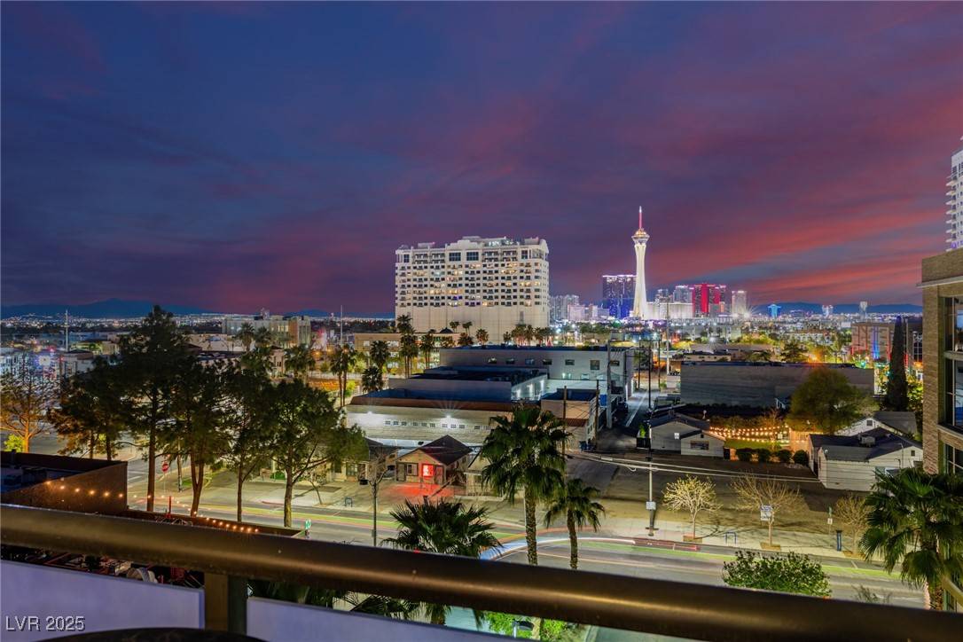 Las Vegas, NV 89101,353 E Bonneville AVE #632