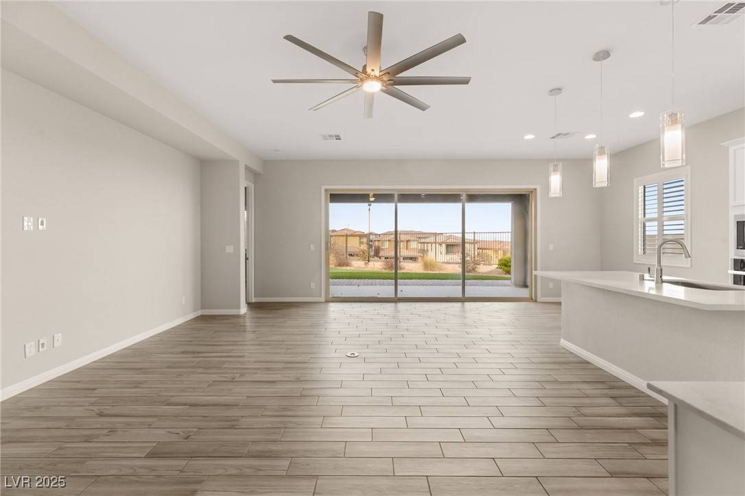 Las Vegas, NV 89138,12550 Point Sierra ST