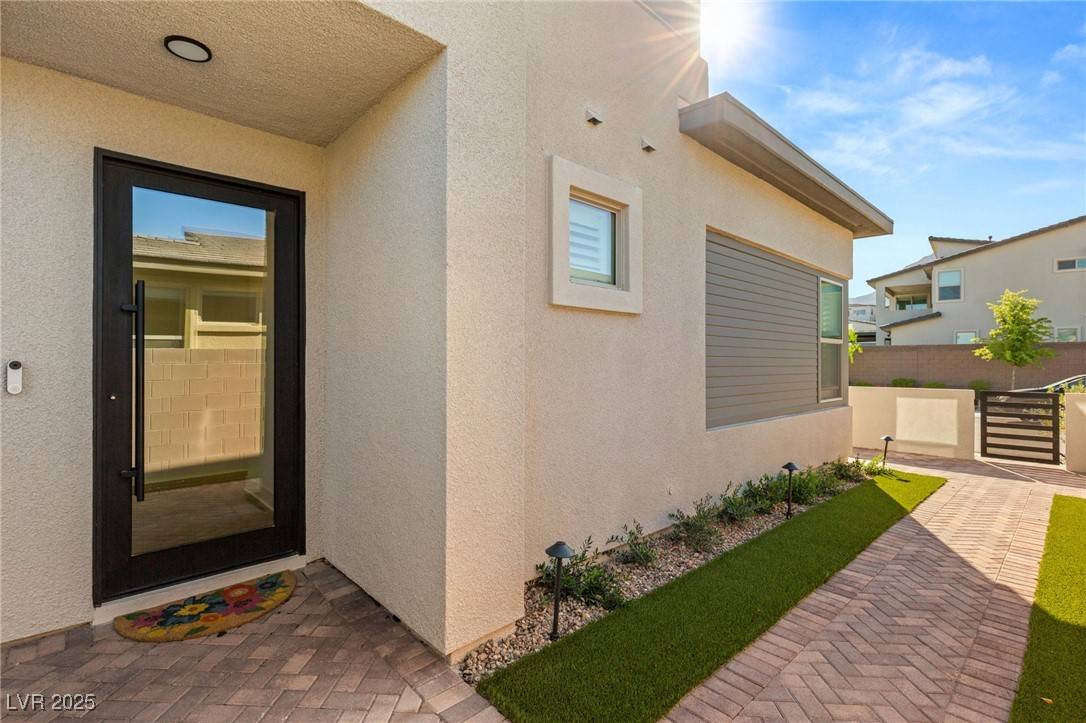 Las Vegas, NV 89138,484 Windstone Crest AVE