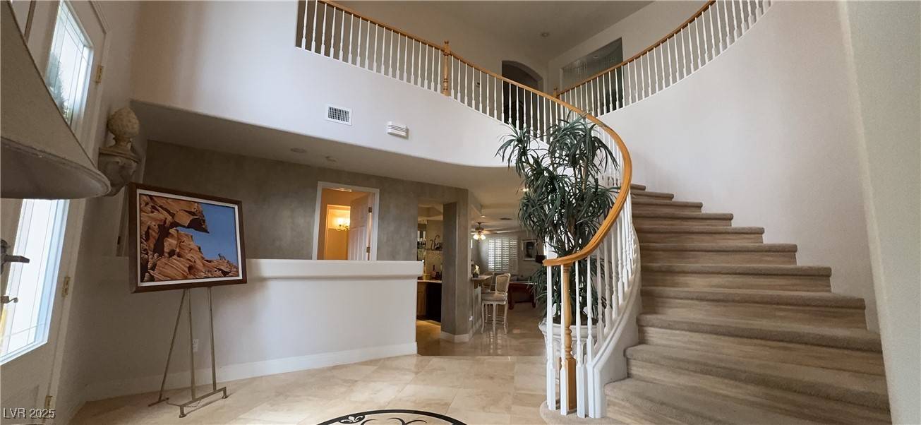 Las Vegas, NV 89117,9905 Fox Springs DR