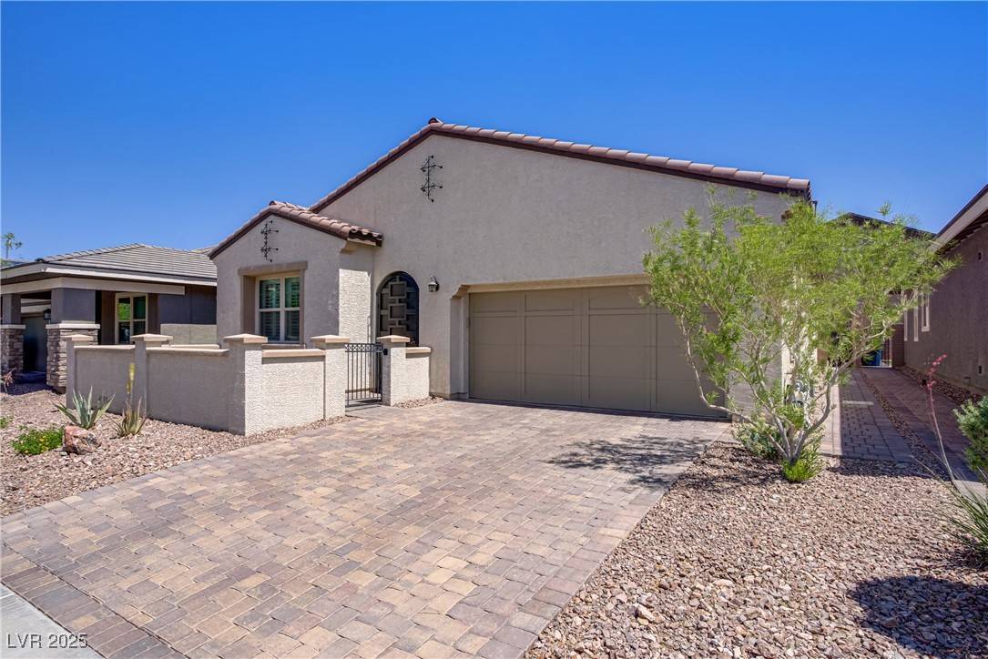 Henderson, NV 89011,390 Inflection ST