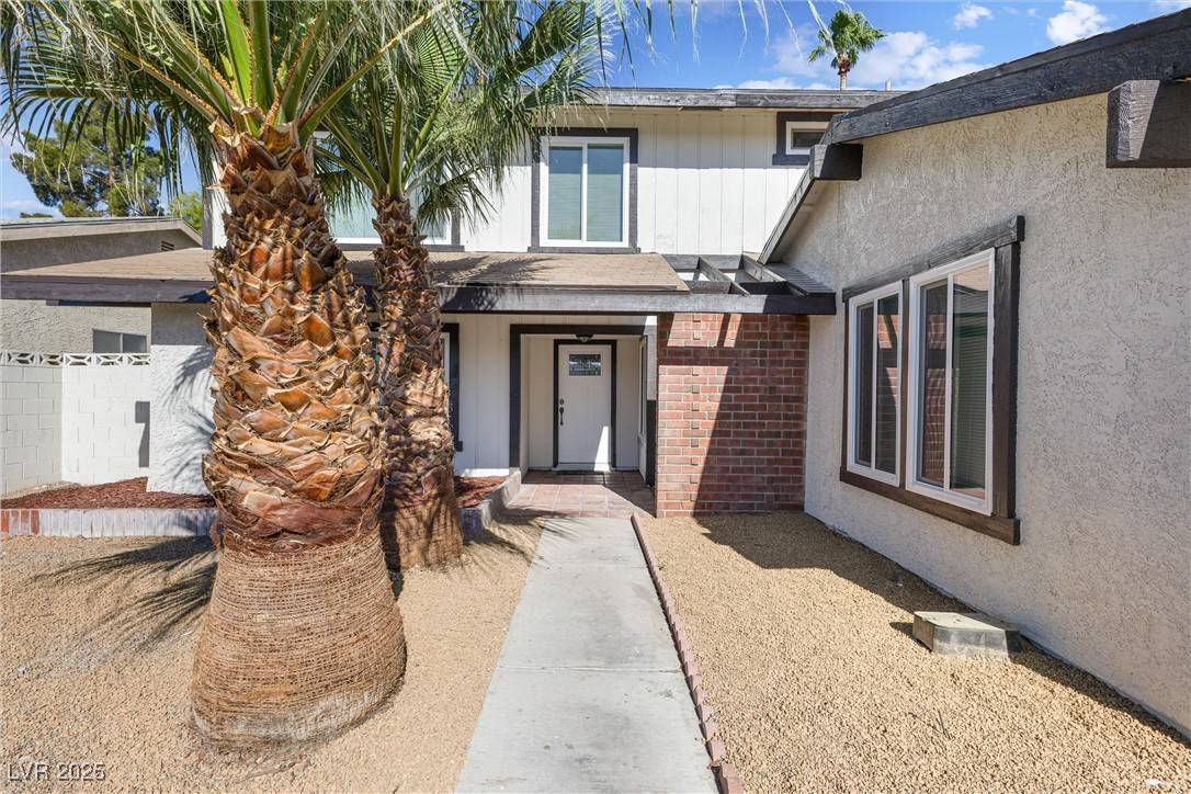 Las Vegas, NV 89120,5035 Meadow Grove CT