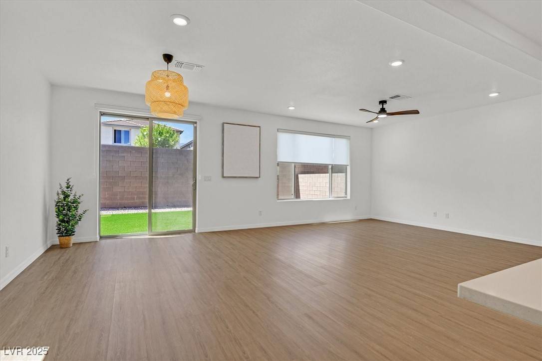 Las Vegas, NV 89113,8043 Texas Hills ST