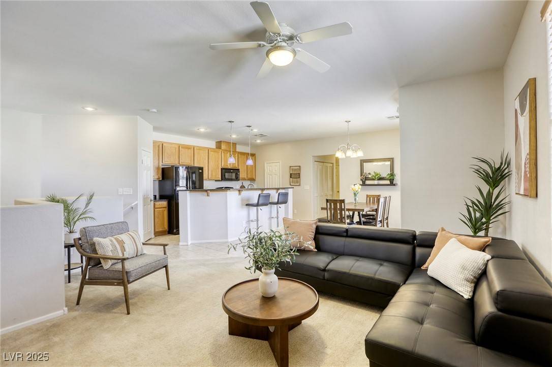 Las Vegas, NV 89118,6255 W Arby AVE #118