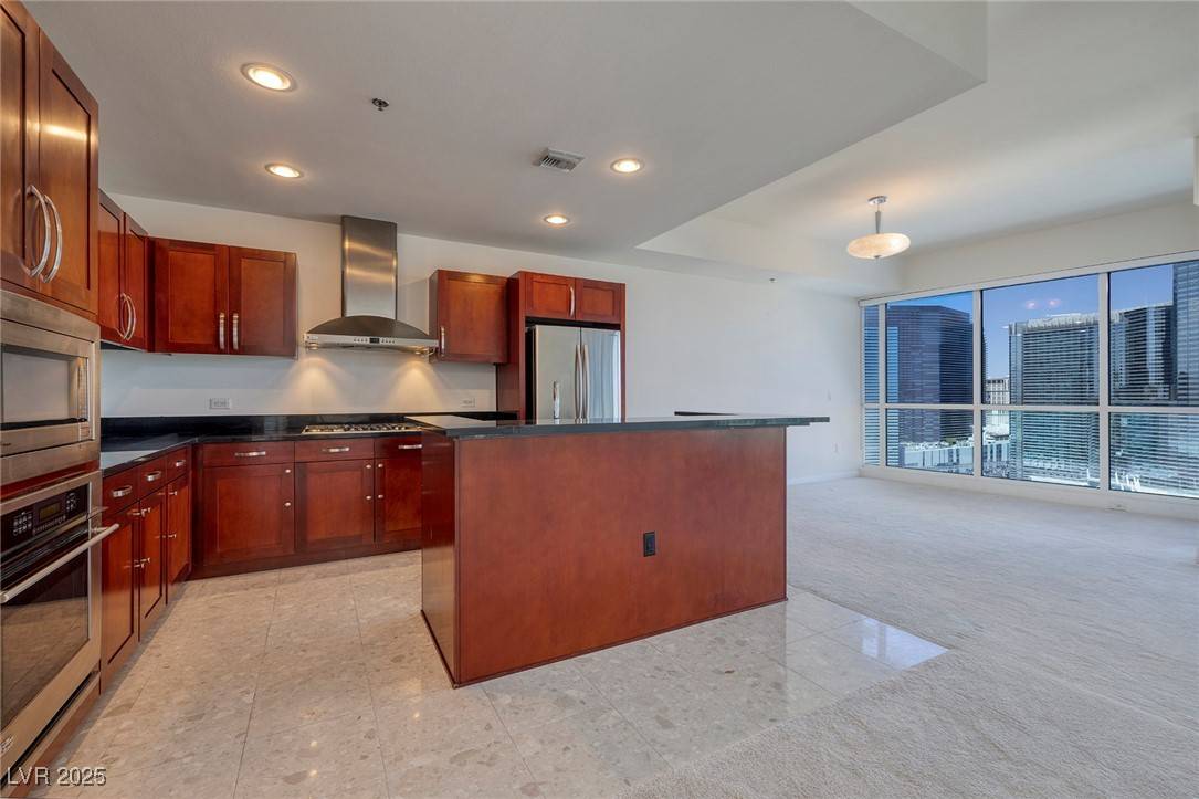 Las Vegas, NV 89103,4575 Dean Martin DR #2409