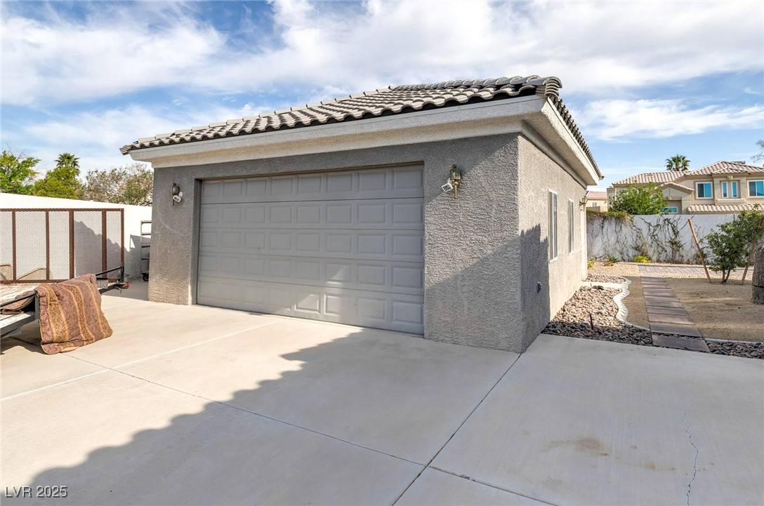 Las Vegas, NV 89129,3684 Mooncrest CIR