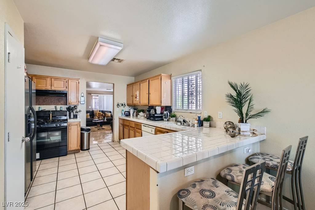 North Las Vegas, NV 89032,2301 Cambridge Elms ST