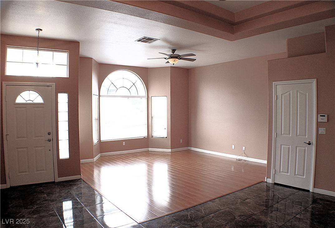 Las Vegas, NV 89145,128 Golf Course ST