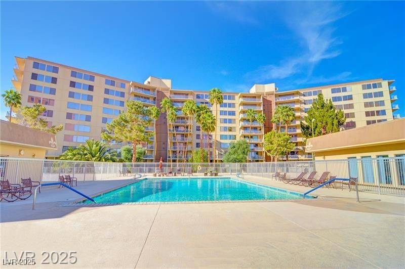 Las Vegas, NV 89169,205 E Harmon AVE #707