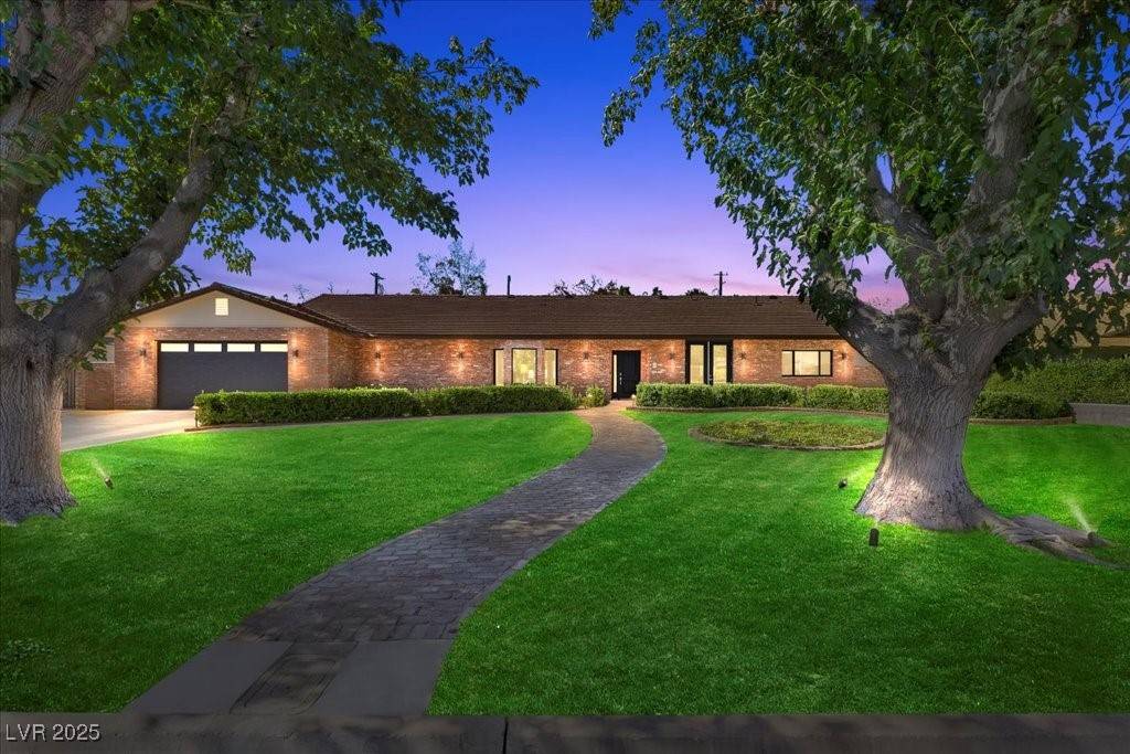 Las Vegas, NV 89107,3104 Conners DR
