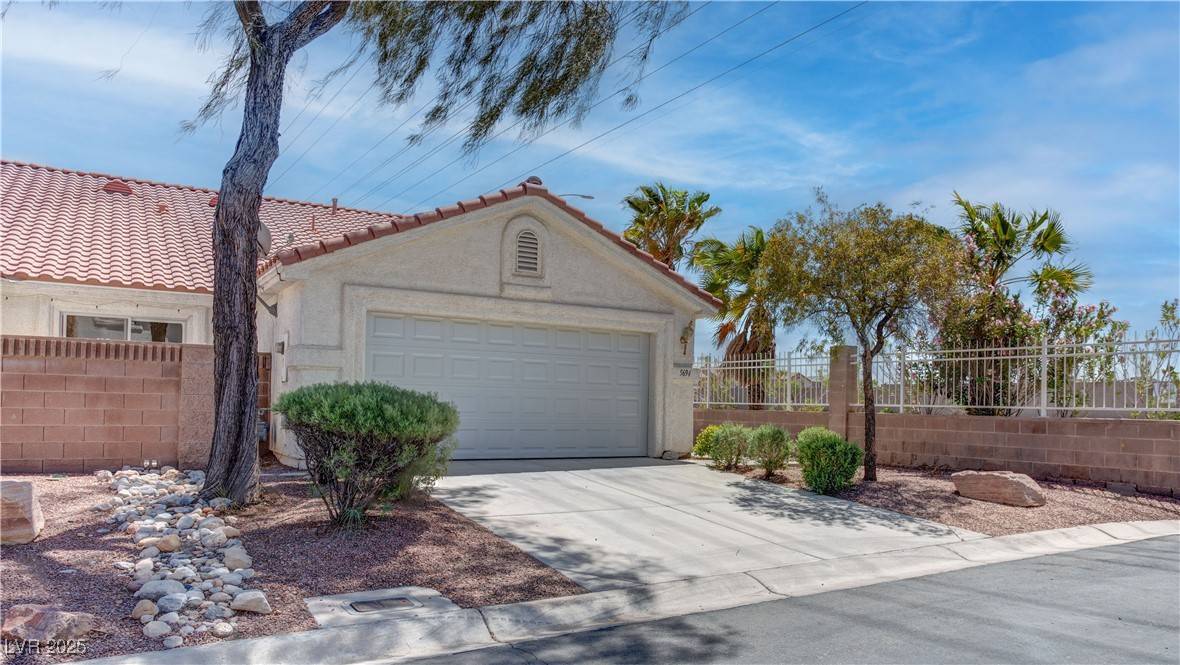 Las Vegas, NV 89113,5694 Snow Drop ST