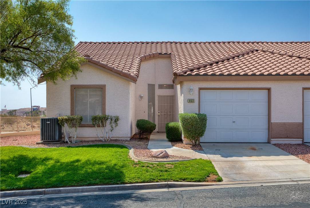 Mesquite, NV 89027,653 Mountain RDG