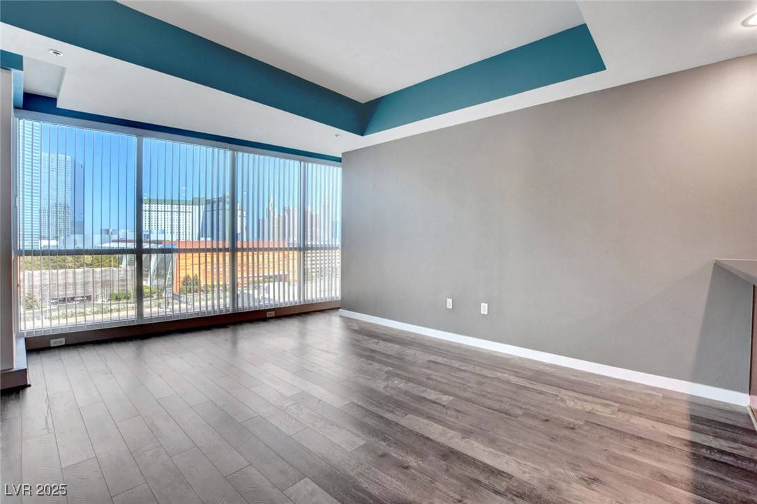Las Vegas, NV 89103,4575 Dean Martin DR #1005