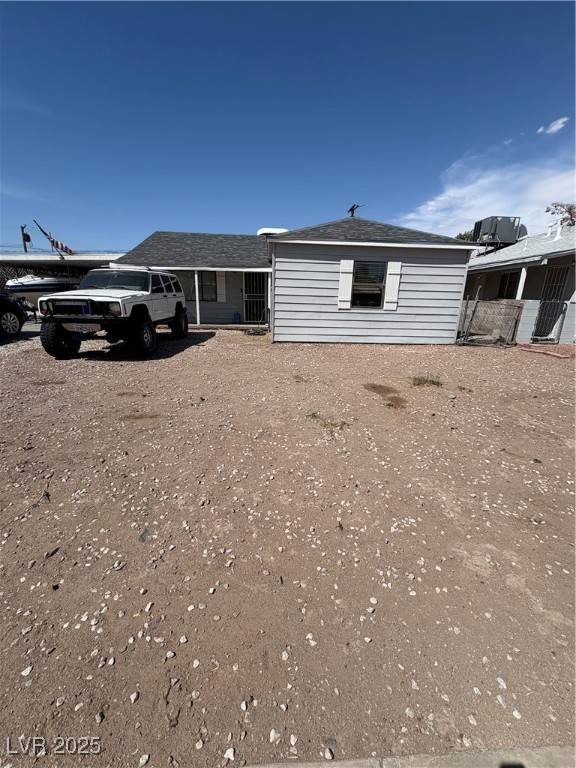 Henderson, NV 89015,102 Fir ST