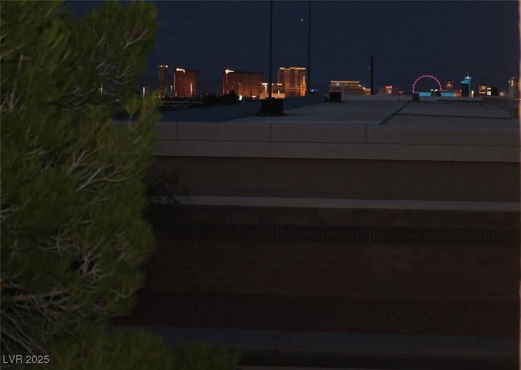 Las Vegas, NV 89147,7950 W Flamingo RD #2066