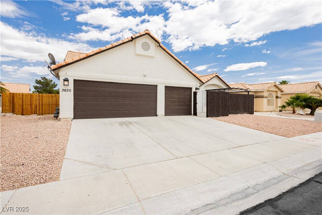 North Las Vegas, NV 89032,3630 Daisy Field DR