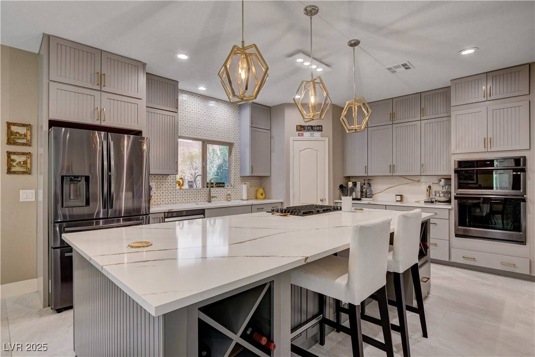 Las Vegas, NV 89166,7613 Pulpit Rock CT
