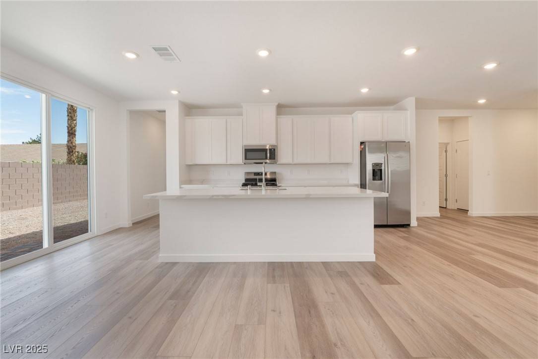 Las Vegas, NV 89120,4136 Paragon Crest CT