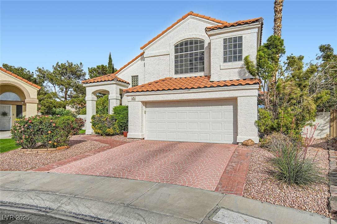 Las Vegas, NV 89117,9921 Heffner Hills CIR