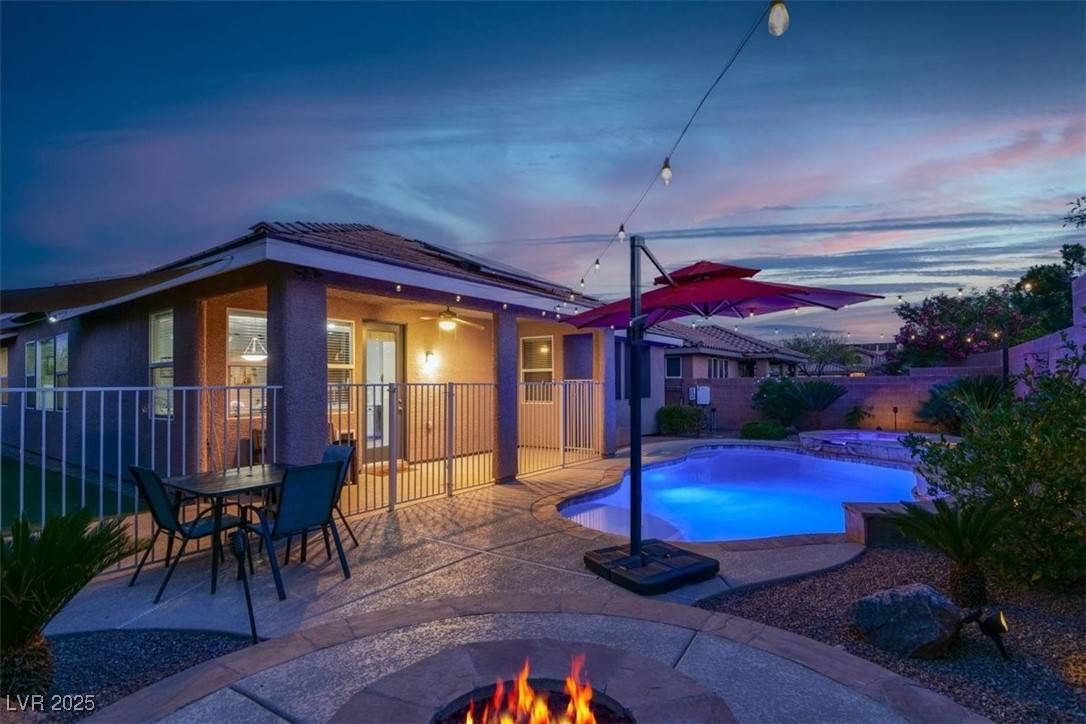 Las Vegas, NV 89178,10385 Kern Ridge ST