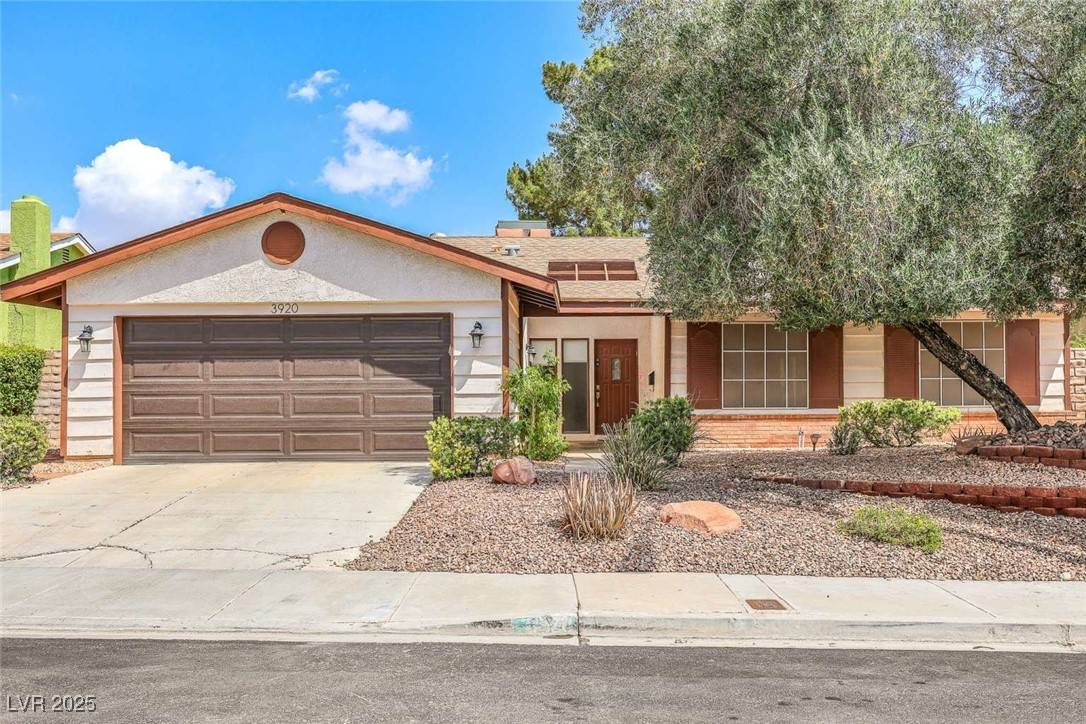 Las Vegas, NV 89120,3920 Autumn ST