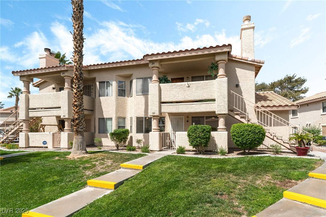 Las Vegas, NV 89128,7932 Diamond Rock WAY #101