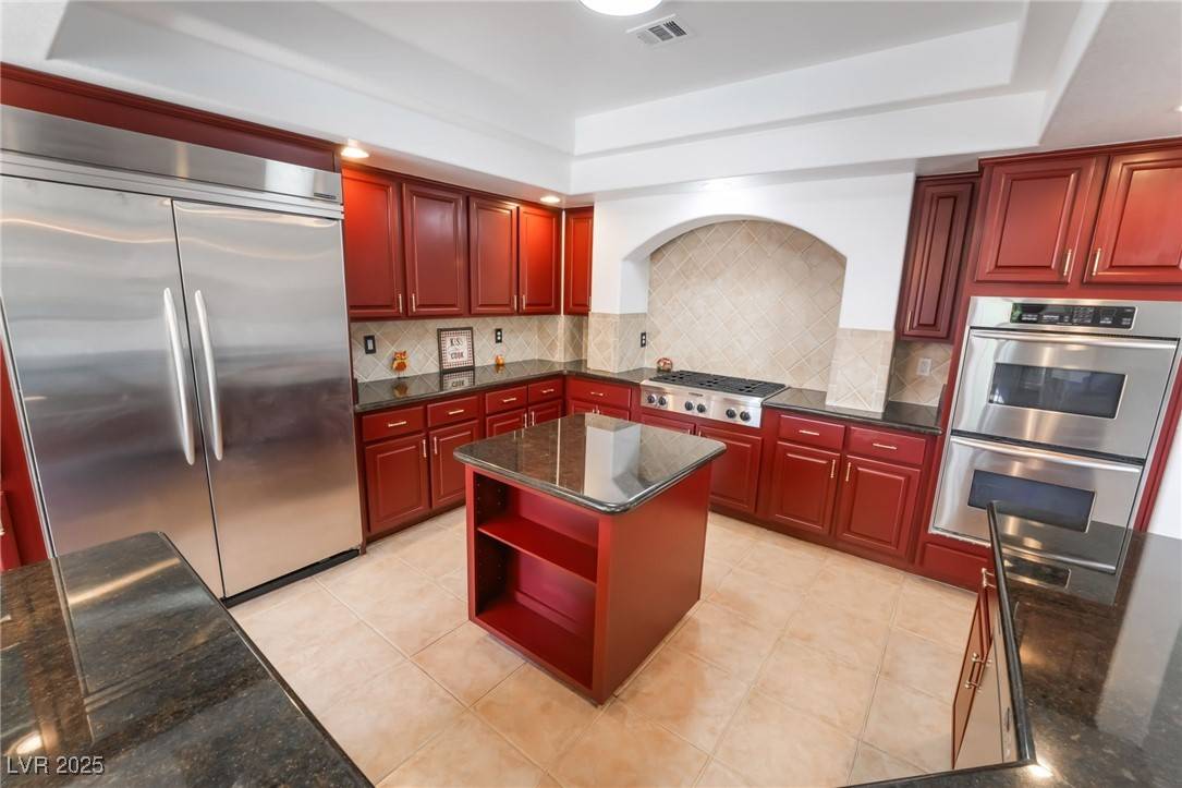 Las Vegas, NV 89139,7526 Gossamer Wind ST