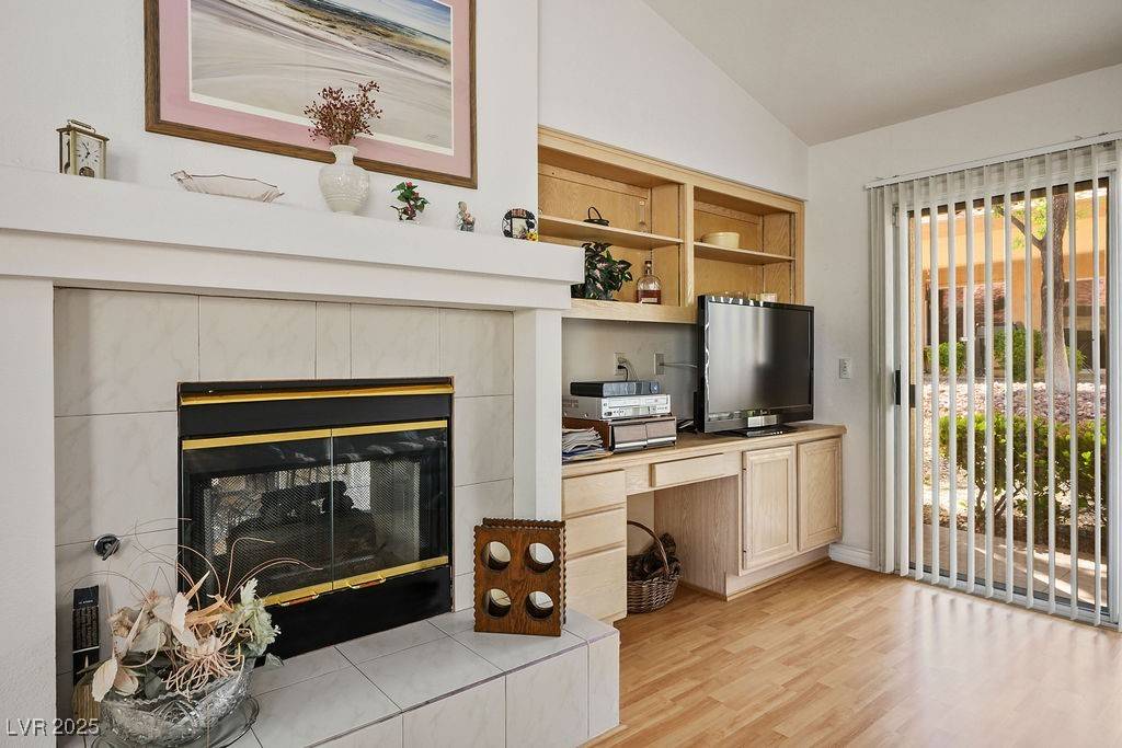 Las Vegas, NV 89134,8929 Marble DR
