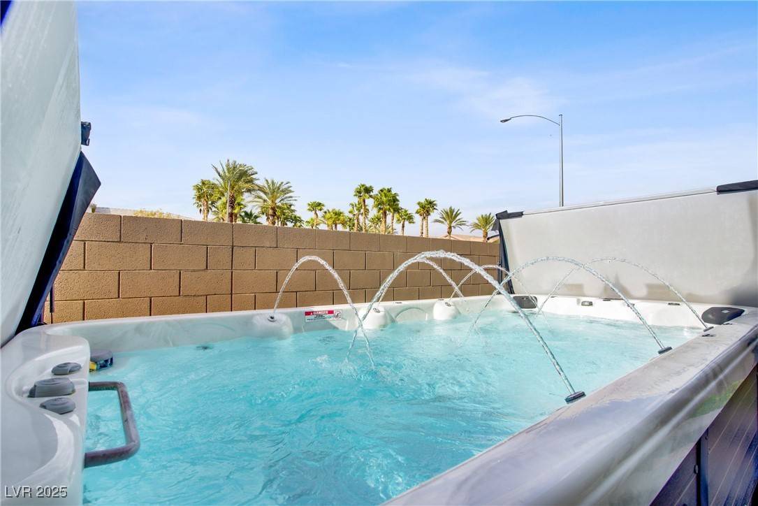 Las Vegas, NV 89113,8016 Carpenter Creek AVE