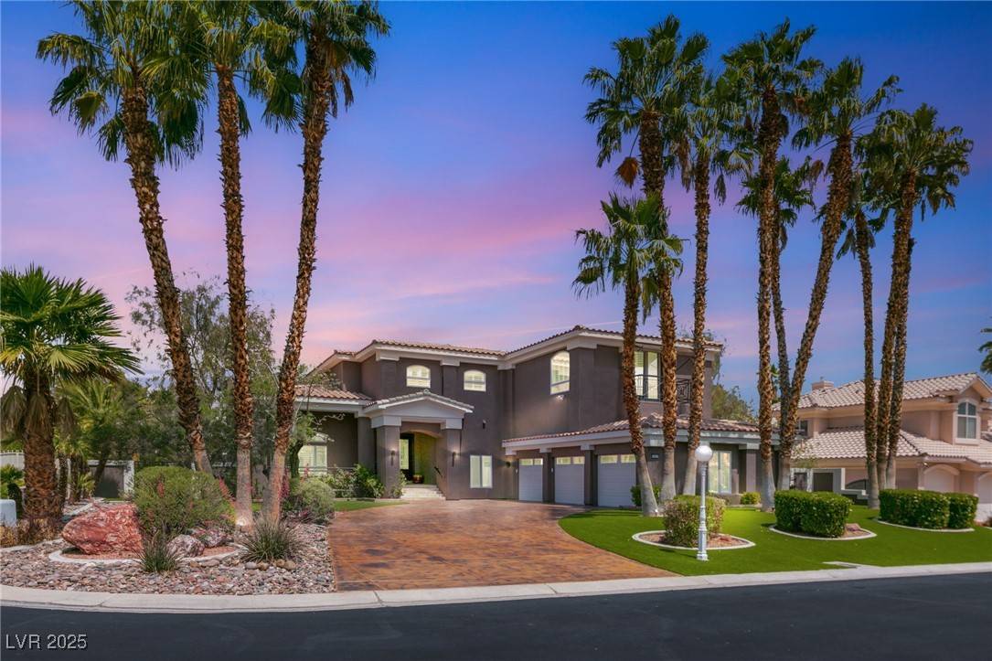 Las Vegas, NV 89117,7520 Captains Harbor DR