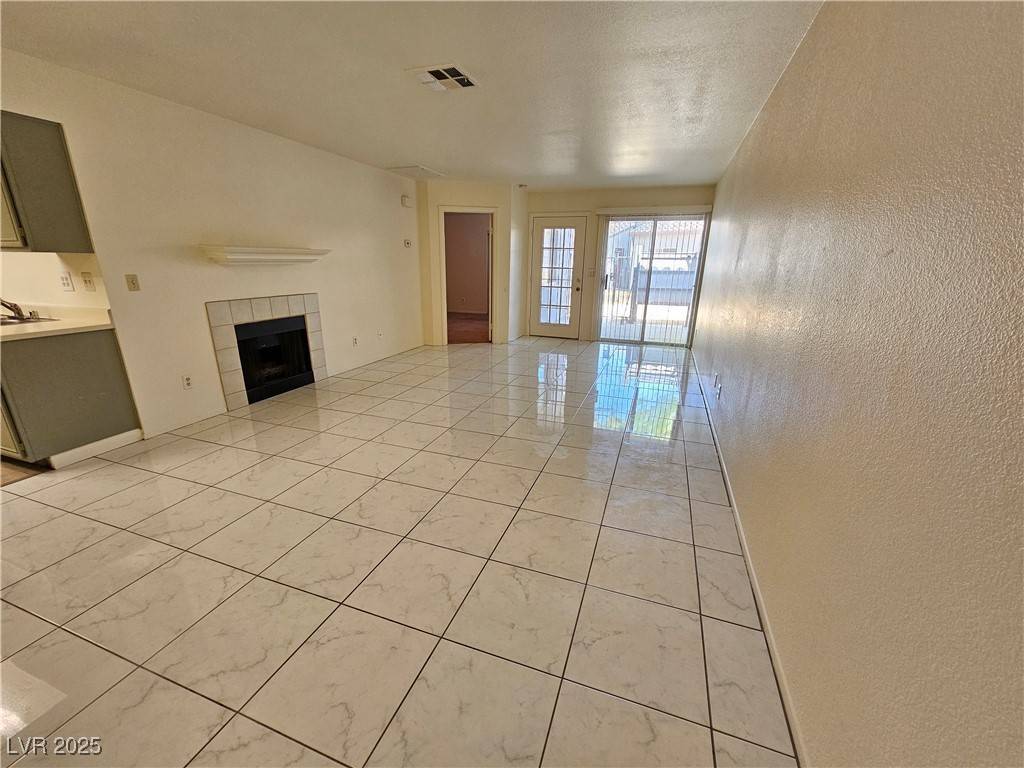 Las Vegas, NV 89110,281 N Lamb BLVD #B