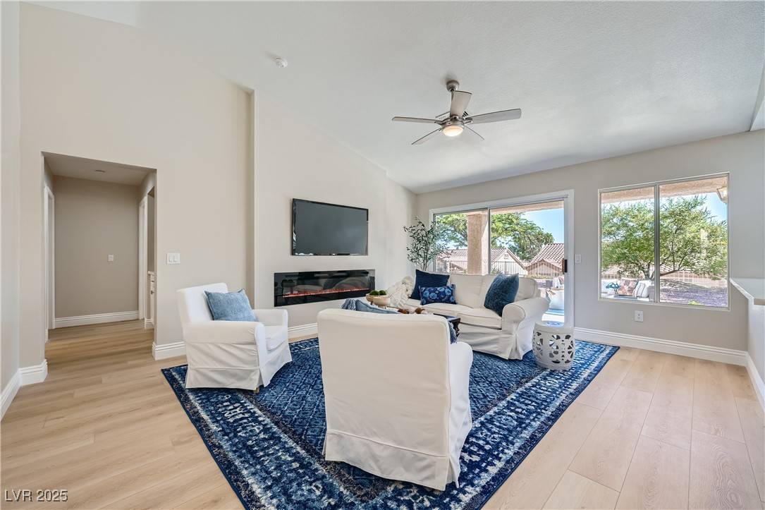 Las Vegas, NV 89134,3012 Haddon DR