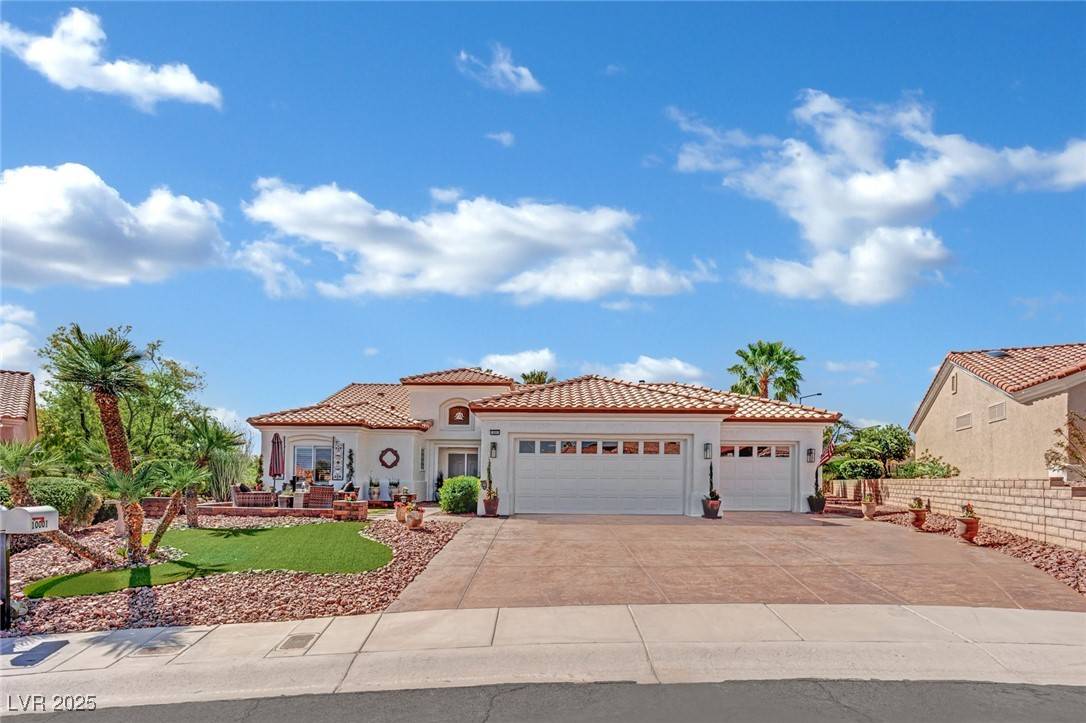Las Vegas, NV 89134,10001 Cresent Creek DR