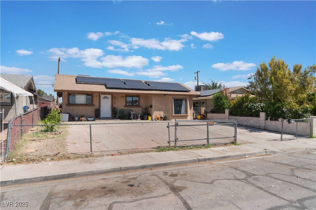 North Las Vegas, NV 89030,3112 Twining AVE