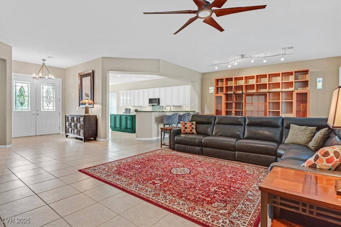Henderson, NV 89044,2132 Twin Falls DR