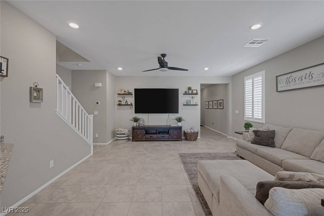 Henderson, NV 89044,2827 Turnstone Ridge ST
