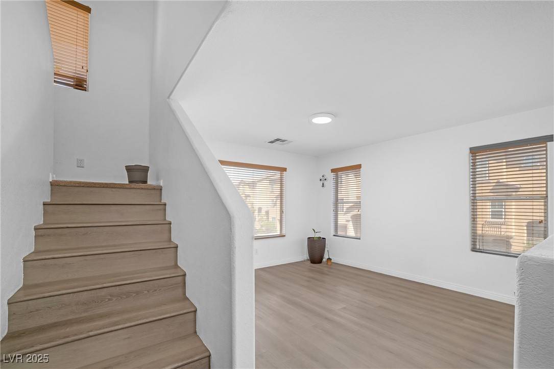 Las Vegas, NV 89183,10331 Ladybug Bend ST