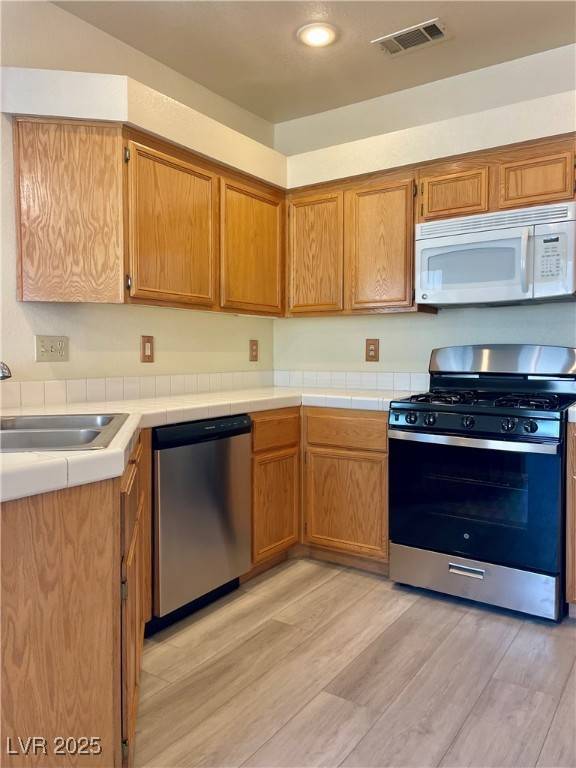 Las Vegas, NV 89103,5155 W TROPICANA AVE #2074