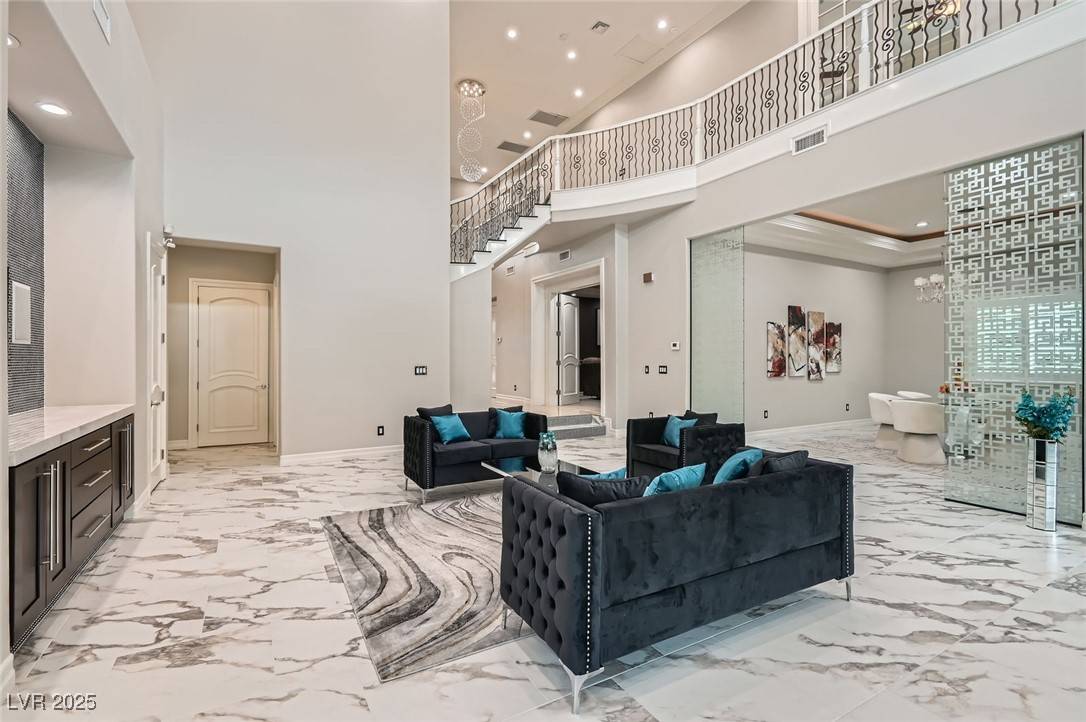 Las Vegas, NV 89149,5367 Secluded Brook CT