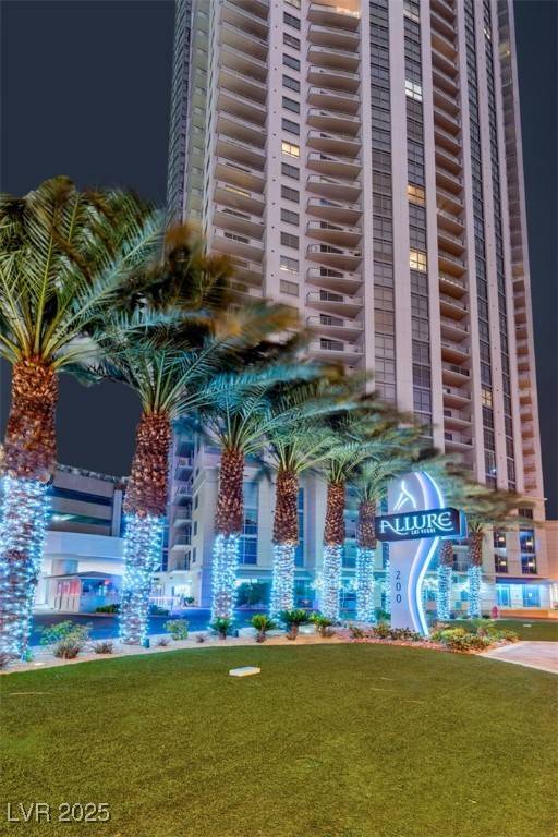 Las Vegas, NV 89102,200 Sahara AVE #2507