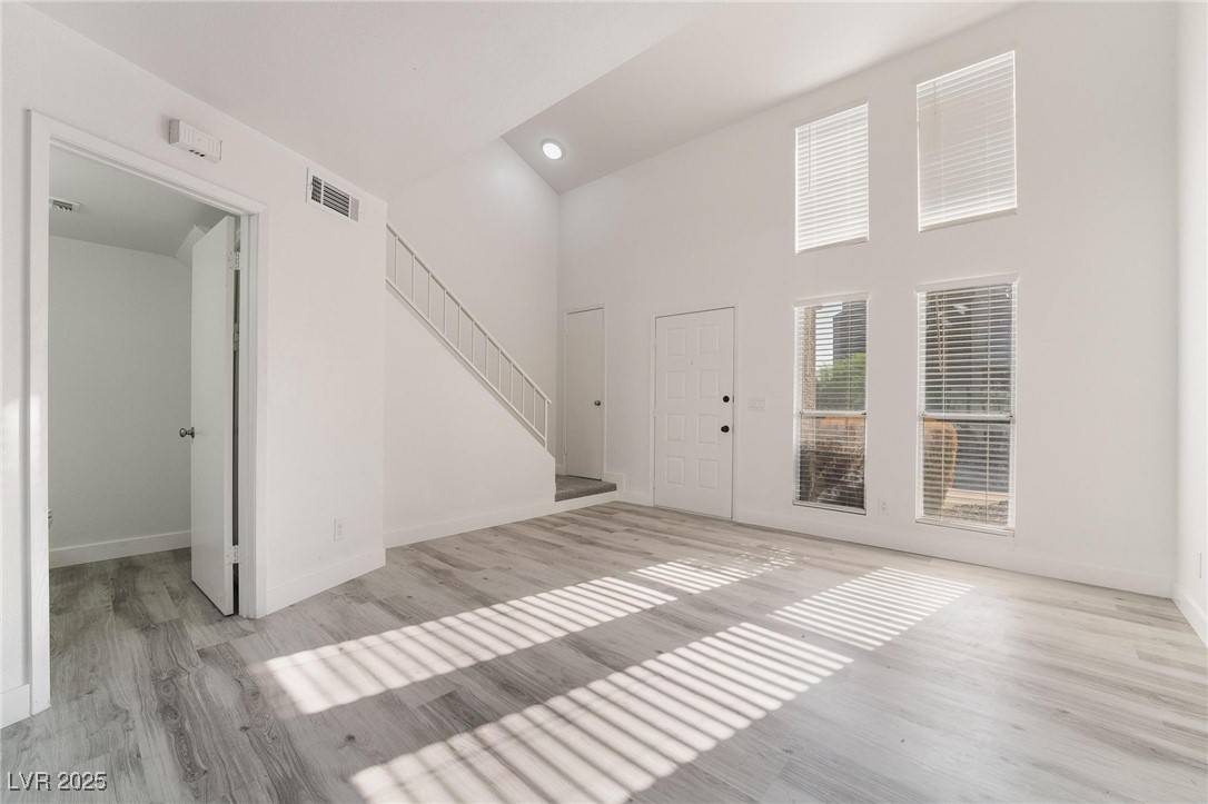 Henderson, NV 89011,539 Sellers PL