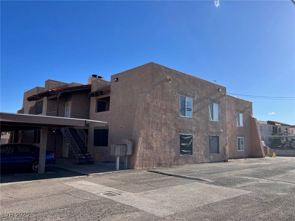 Boulder City, NV 89005,519 Fir ST #F