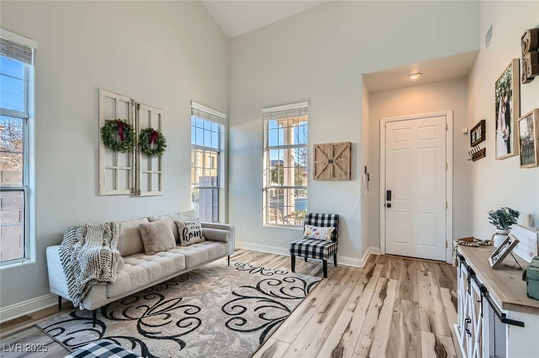 Las Vegas, NV 89131,7337 Savannah Falls ST